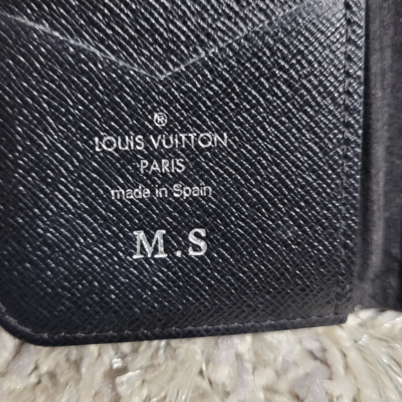 LOUIS VUITTON Eclipse iPhone 7/8+ Plus Folio case - Picture 10 of 15